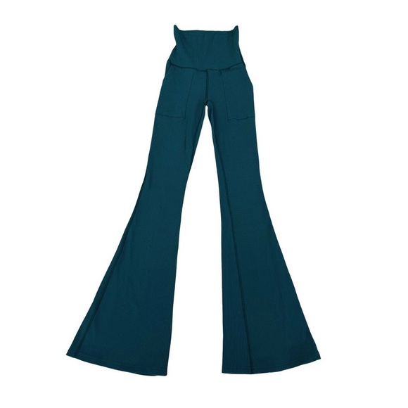 OFFLINE By Aerie Flared Leggings Women Size S/P - Picture 2 of 10